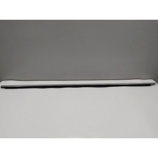 Friso Cromado Dianteiro Direito Porsche Cayenne 2016 2017