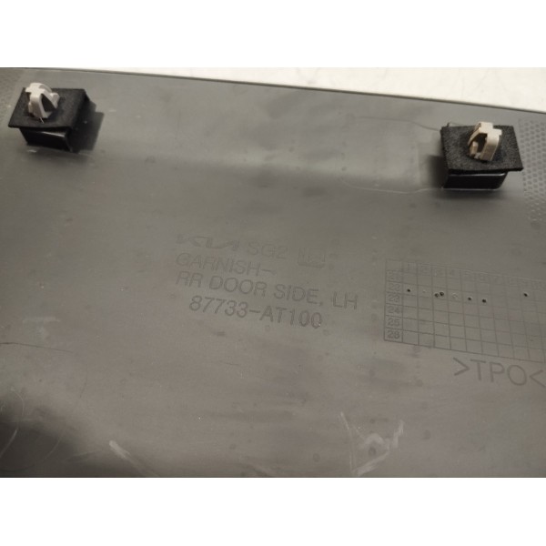 Borrachão Aplique Porta Traseiro Esquerdo Kia Niro 2024