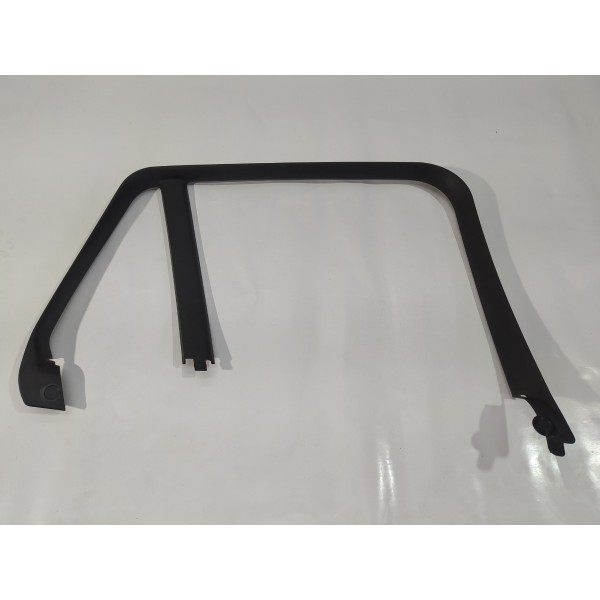 Moldura Interna Porta Traseira Esquerda Bmw X1 2012 2013