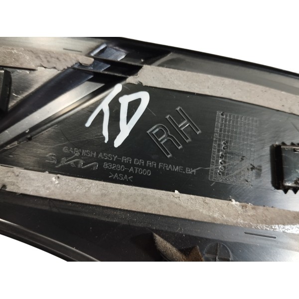 Moldura Tampa Traseira Direita Kia Niro 2024