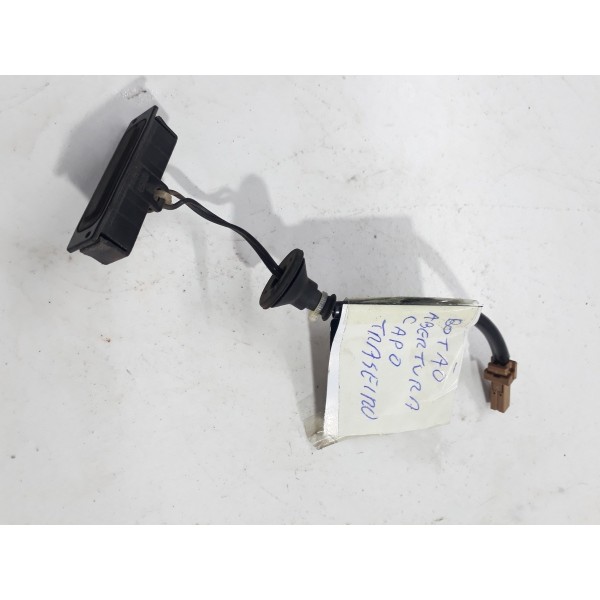 Acionador Botão Capô Traseiro Nissan Sentra 2015