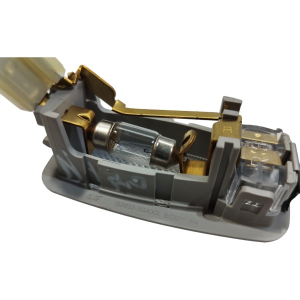 Luz Cortesia Forro Teto Kia Niro 2024 Unitario