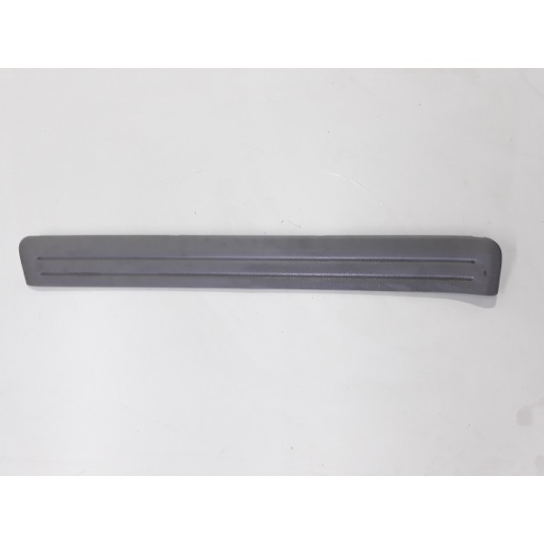 Soleira Porta Dianteira Esquerda Kia Sorento 2004-2009