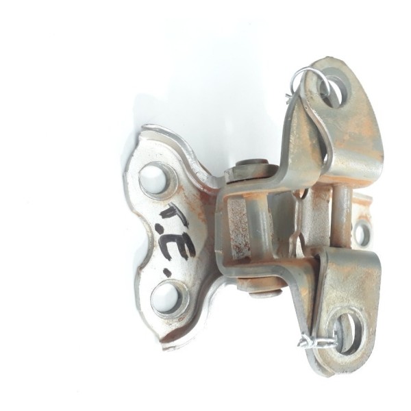 Dobradiça Porta Traseira Esquerda Hilux 2011