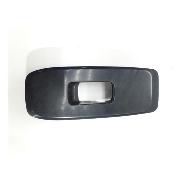 Moldura Botão Vidro Traseiro Esq. Pajero Full 2006