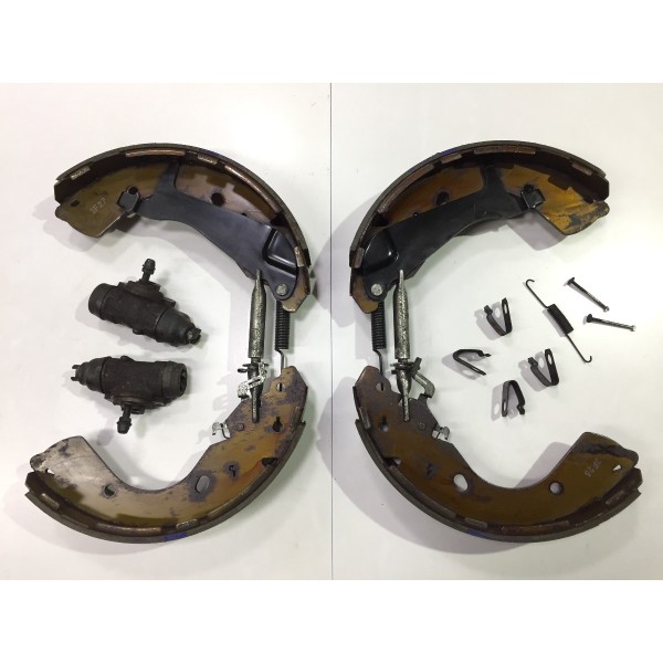 Kit Sapata Burrinho Cilindro Freio Traseiro Ford Ranger 2014