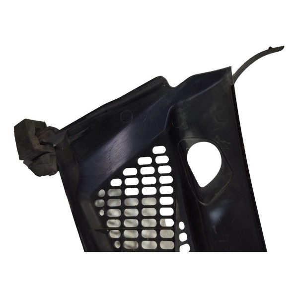 Churrasqueira Parabrisa Volkswagen Amarok 2016