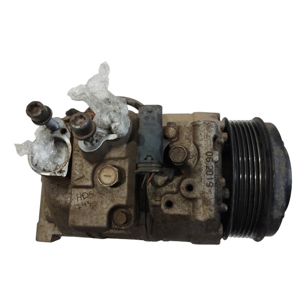 Compressor Do Ar-condicionado Mercedes C180 1.6 Turbo 2013