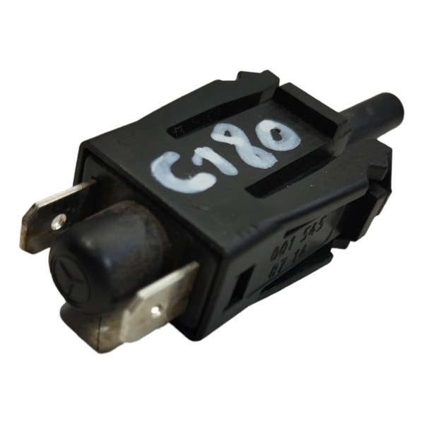 Trava Portinhola Mercedes C180 2013