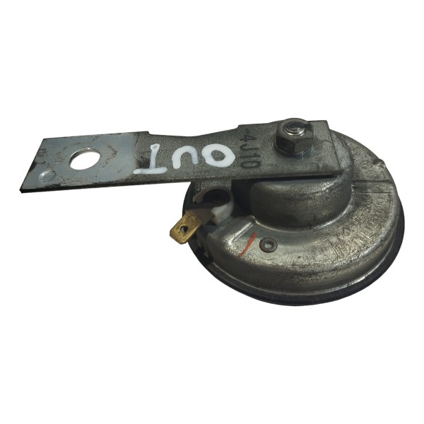 Buzina Mitsubishi Outlander 2013