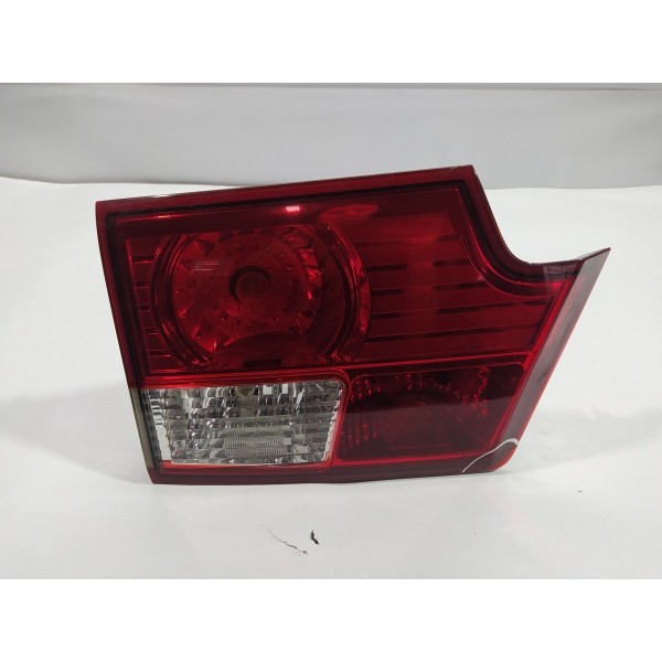 Lanterna Traseira Esquerda Ssangyong Kyron 2009 Detalhe